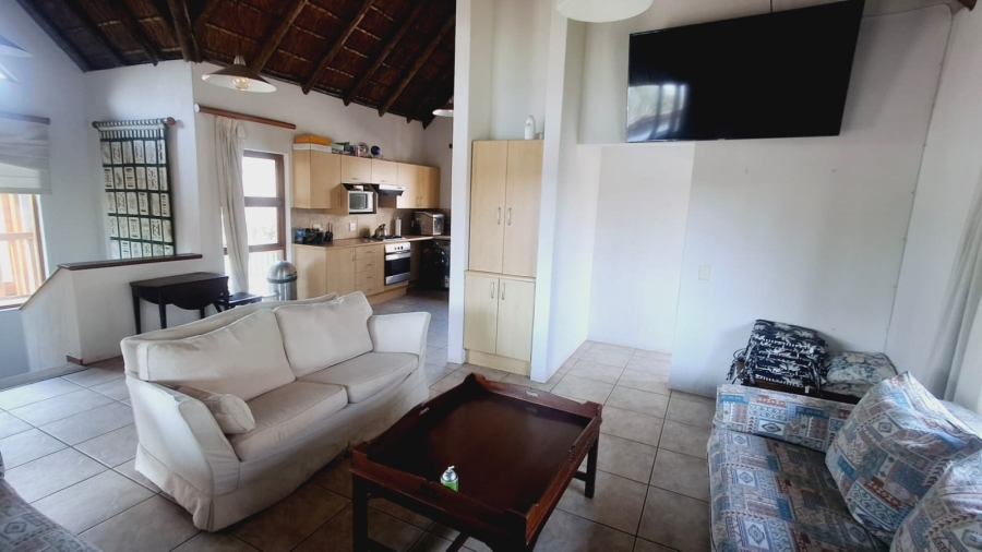4 Bedroom Property for Sale in Boschenvaal River Front Lodges Free State